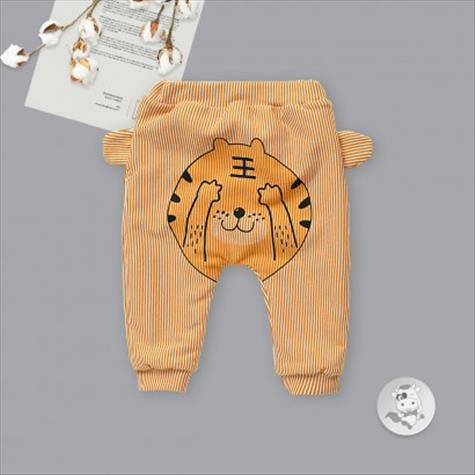 Verantwortung jantan dan betina garis-garis bayi bergaris mata harimau...