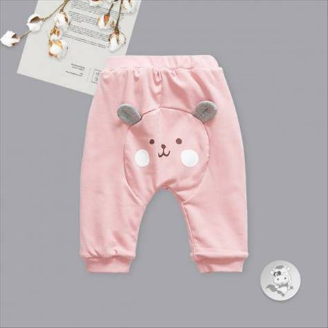 Verantwortung明徳は男女の赤ちゃんのかわいい立耳猫とダウン...